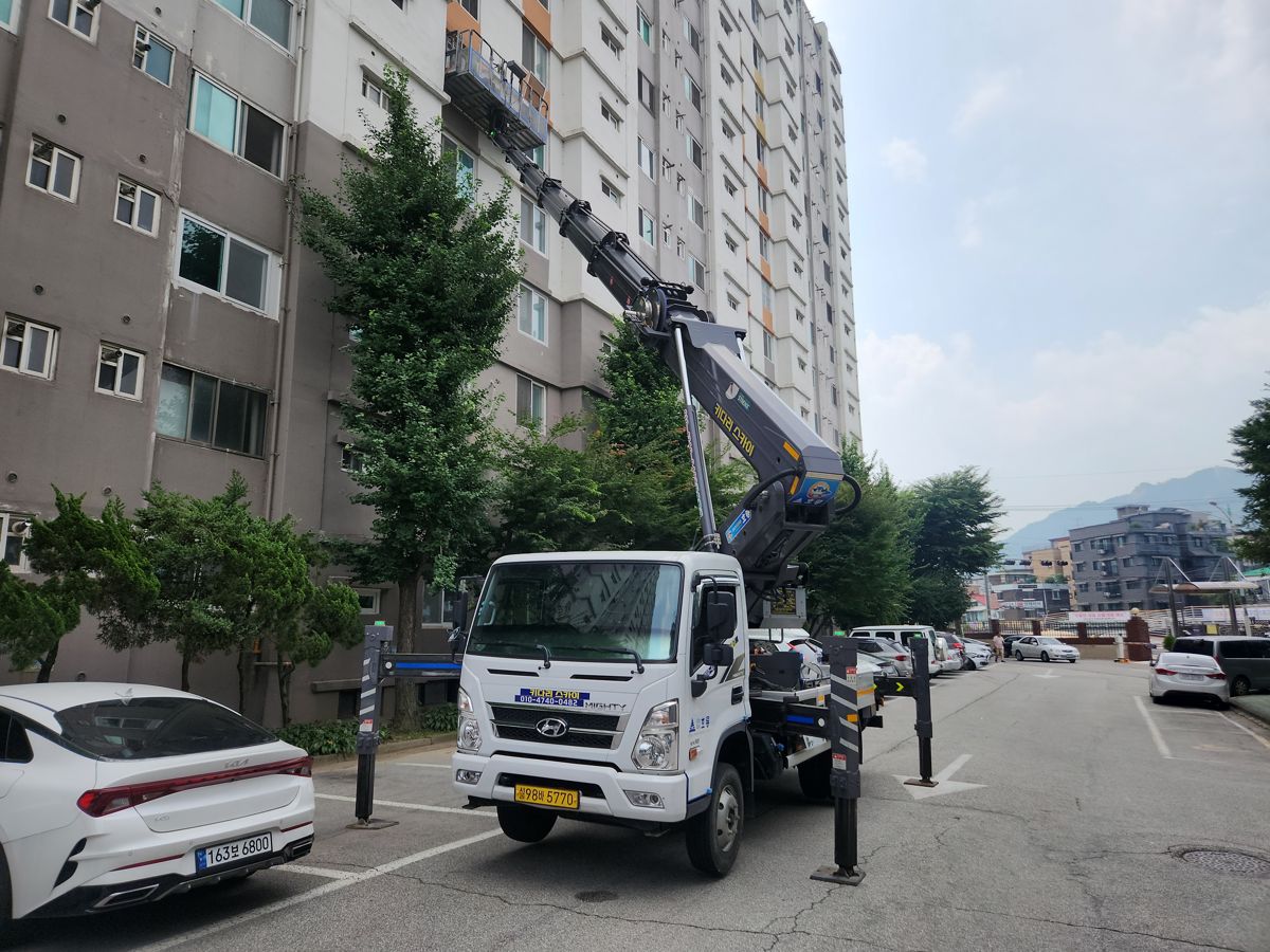 스카이차·고소작업차 실제 작업 현장 1
