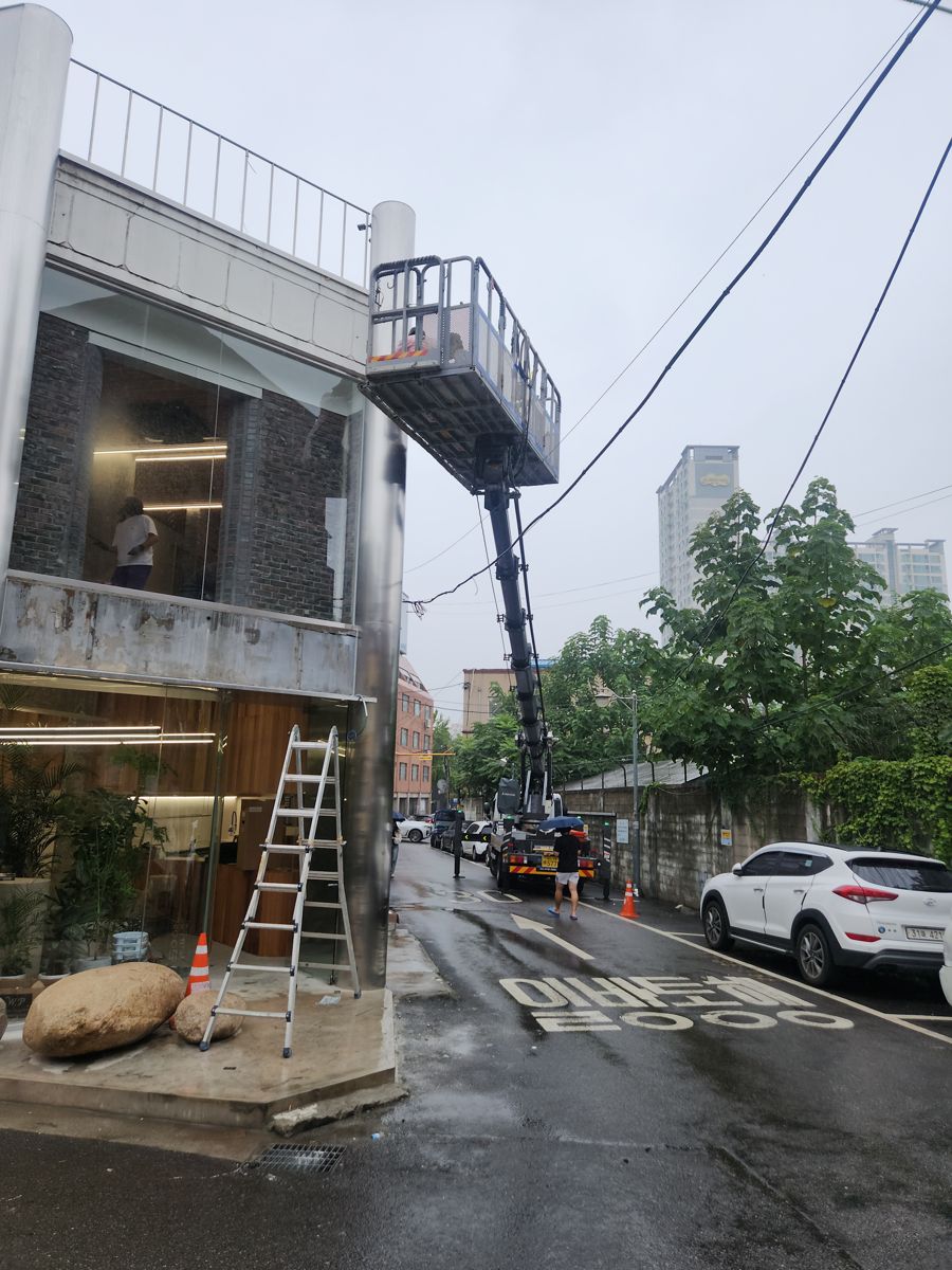 스카이차·고소작업차 실제 작업 현장 5