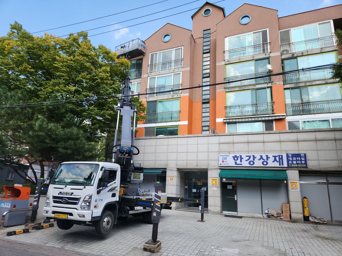 스카이차·고소작업차 실제 작업 현장 1