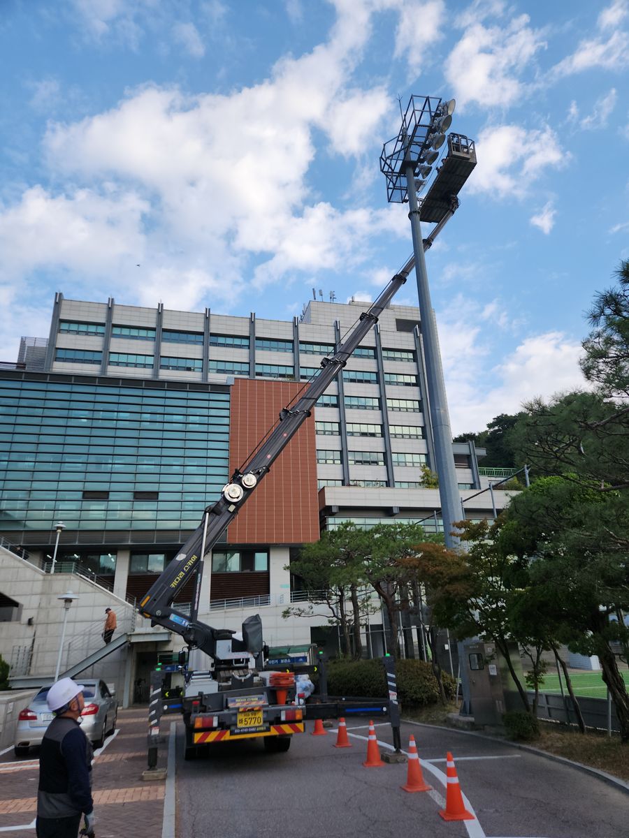 스카이차·고소작업차 실제 작업 현장 2