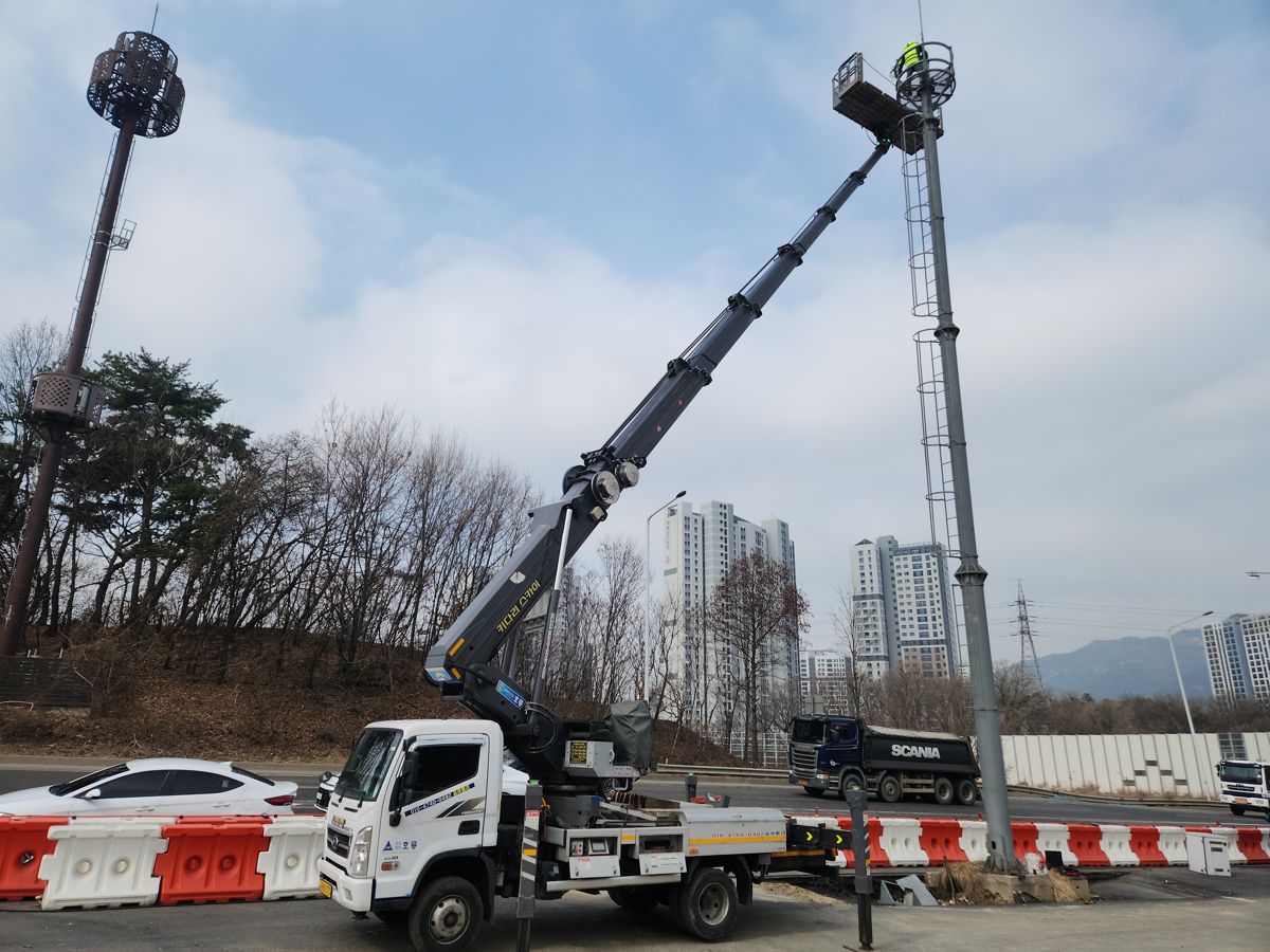 스카이차·고소작업차 실제 작업 현장 1