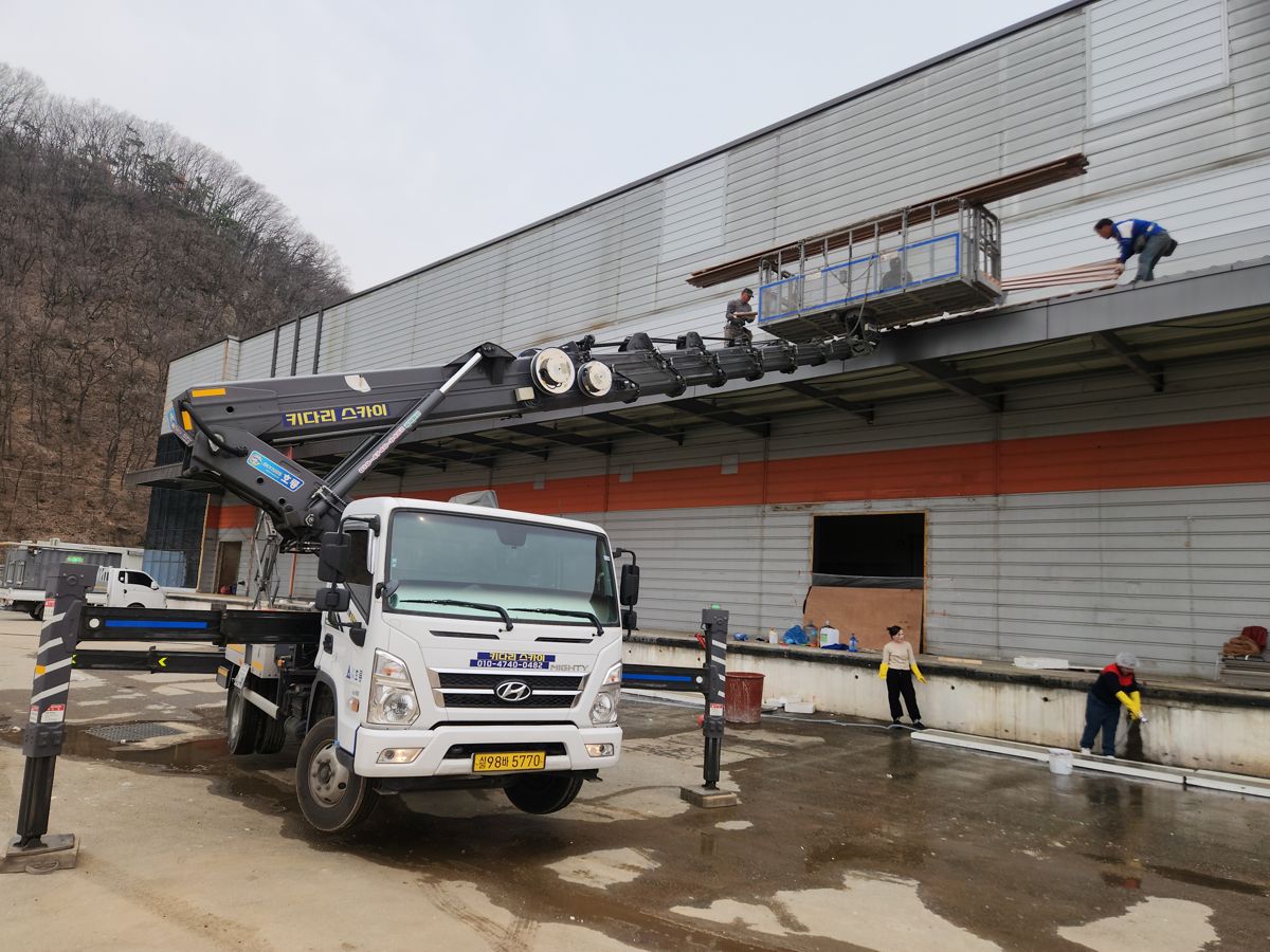 스카이차·고소작업차 실제 작업 현장 6