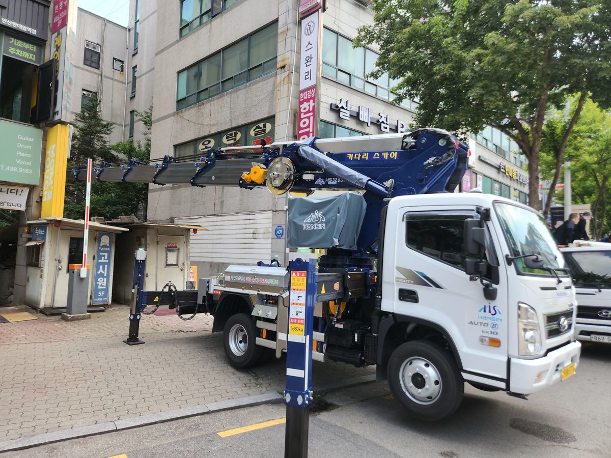 스카이차·고소작업차 실제 작업 현장 1