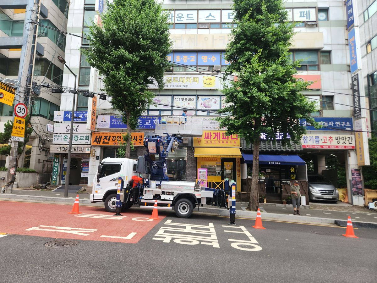 스카이차·고소작업차 실제 작업 현장 6