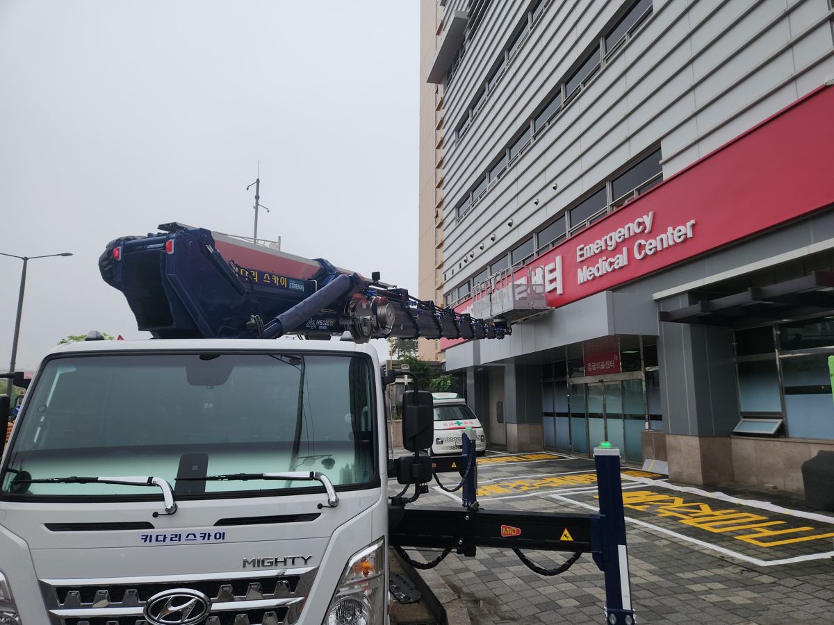 스카이차·고소작업차 실제 작업 현장 1