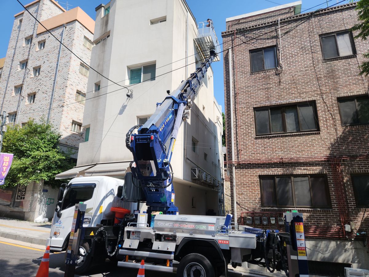스카이차·고소작업차 실제 작업 현장 2
