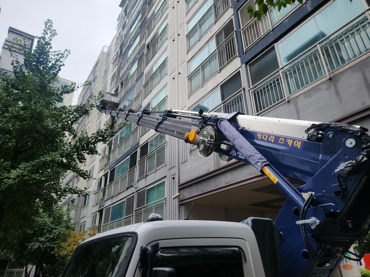 스카이차·고소작업차 실제 작업 현장 6