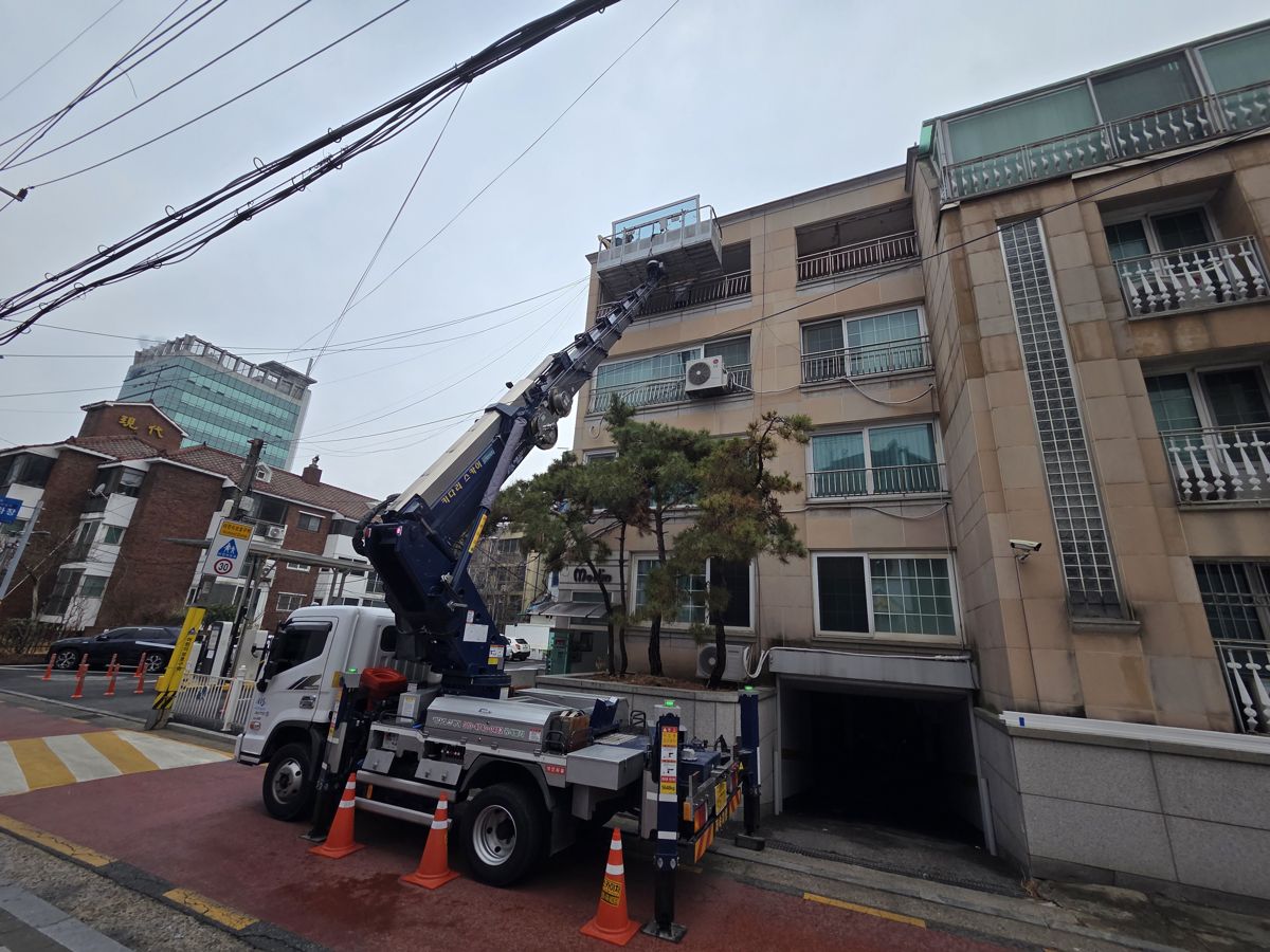 스카이차·고소작업차 실제 작업 현장 2