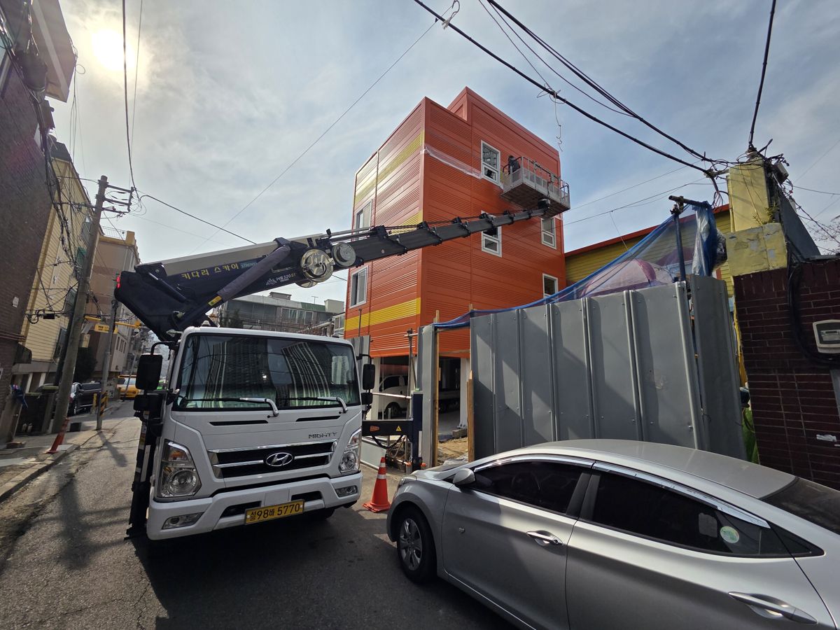 스카이차·고소작업차 실제 작업 현장 5