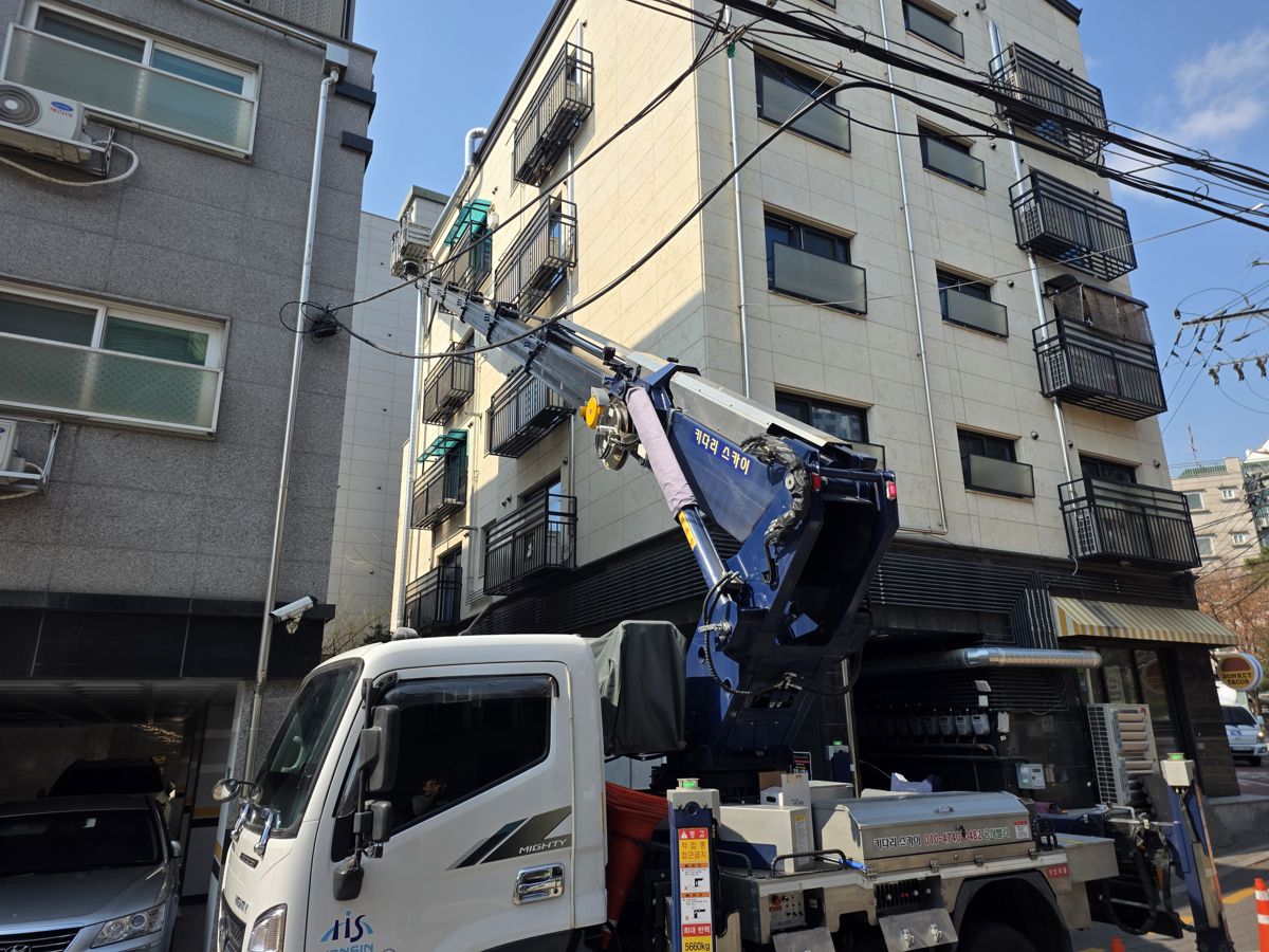 스카이차·고소작업차 실제 작업 현장 3