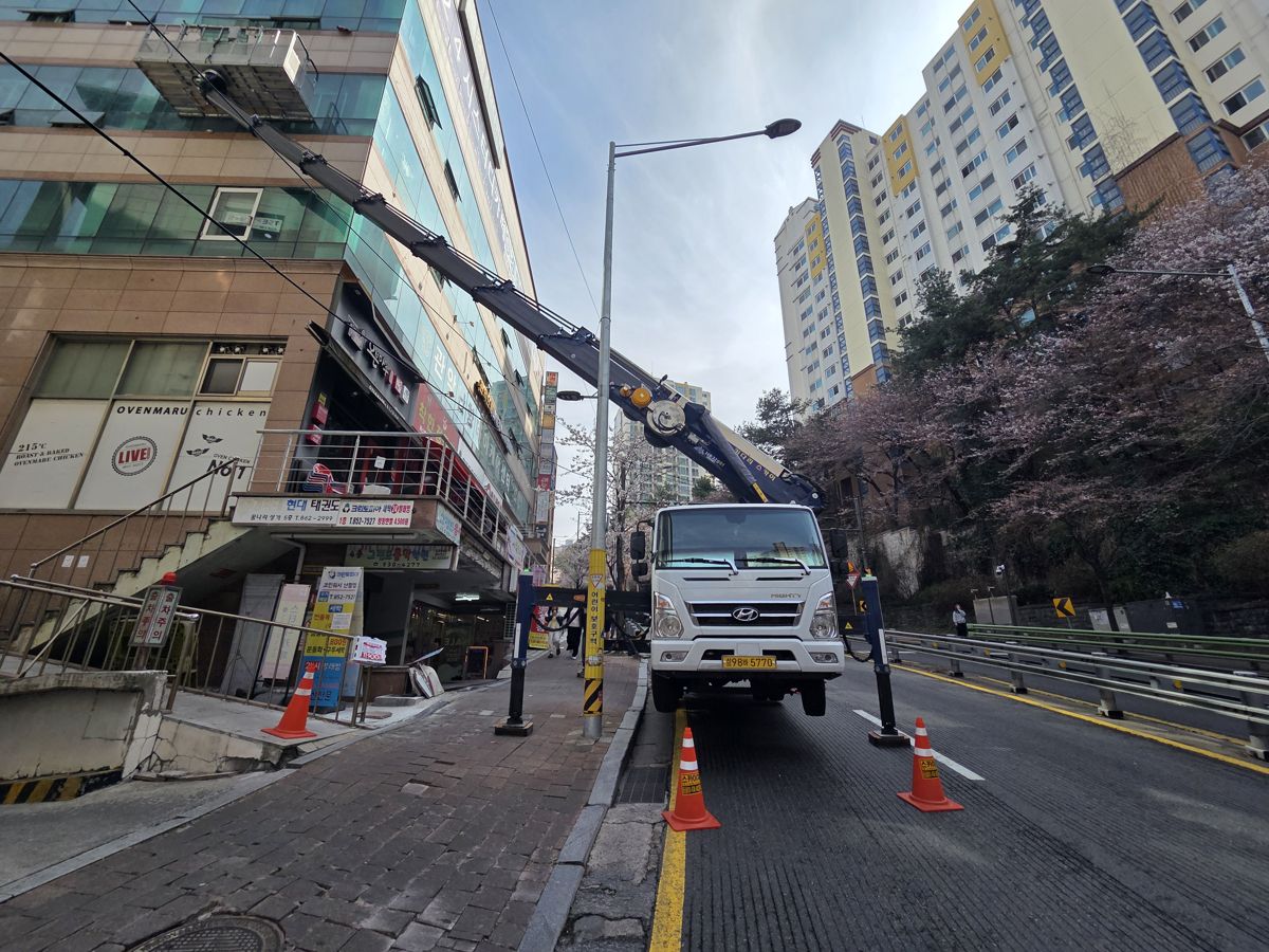 스카이차·고소작업차 실제 작업 현장 4