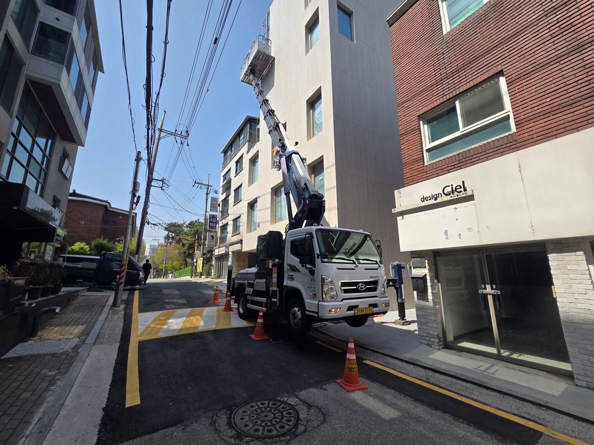 스카이차·고소작업차 실제 작업 현장 3