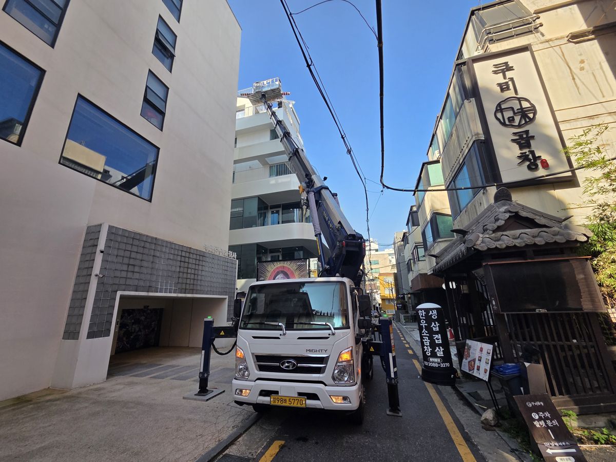 스카이차·고소작업차 실제 작업 현장 3